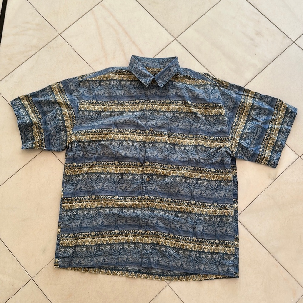 Sportif Short Sleeeve Men's button down collared shirt, left front pocket